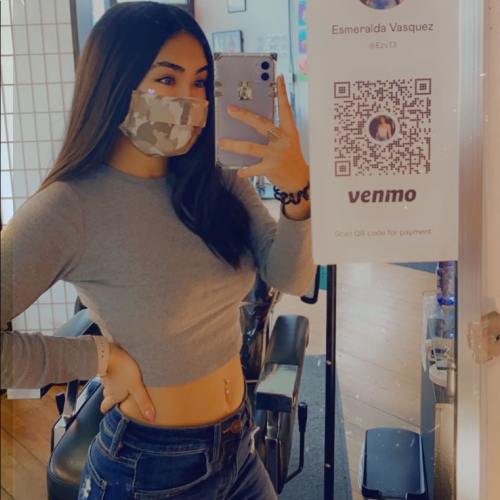 Meet your Posher, Esmeralda